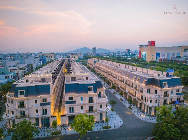 Regal Pavillon - Phố đi bộ thương mại hạng sang duy nhất giữa trung tâm Đà Nẵng. (Hải Châu, Đà Nẵng)