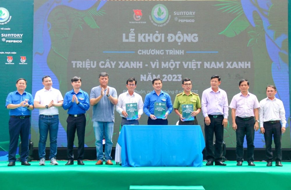 “Triệu cây xanh – Vì một Việt Nam xanh” năm 2023 lan tỏa thông điệp thiết thực đến cộng đồng