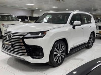 Lexus LX 600 Luxury được chào bán tại Việt Nam với giá từ 10,5 tỷ đồng: Đắt hơn 4 lần giá ở Mỹ