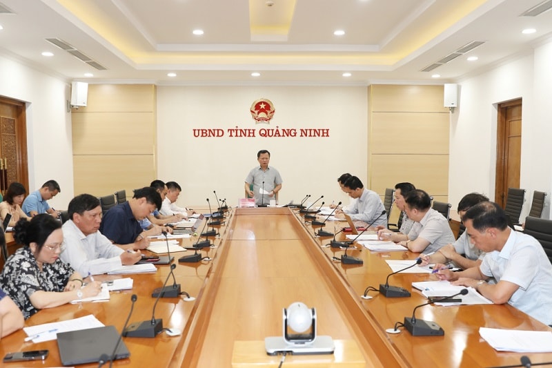 Ngày 30/5, ông Cao Tường Huy, Quyền Chủ tịch UBND tỉnh, chủ trì họp, nghe báo cáo về công tác triển khai lập đề án 