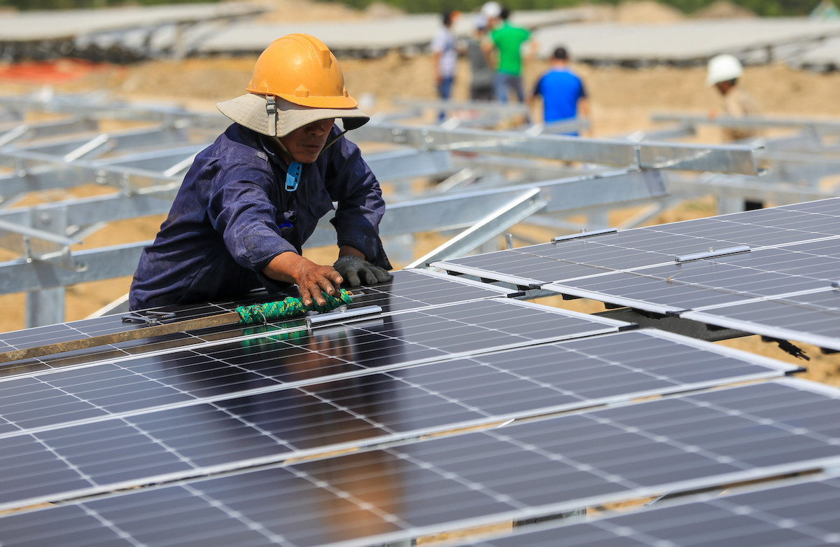 Quá trình chuyển dịch năng lượng cho tăng trưởng xanh đang tạo ra nhiều việc làm mới cho người lao động