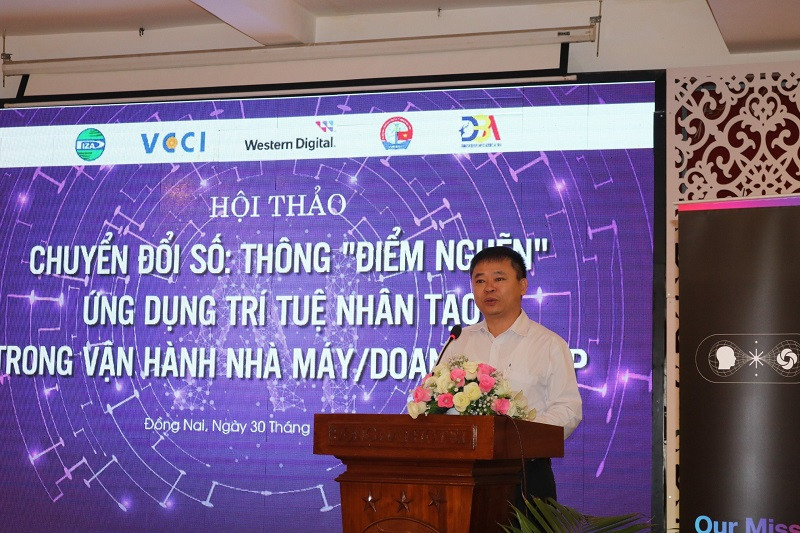 Ông Trần Ngọc Liêm - Giám đốc VCCI-HCM phát biểu tại hội thảo