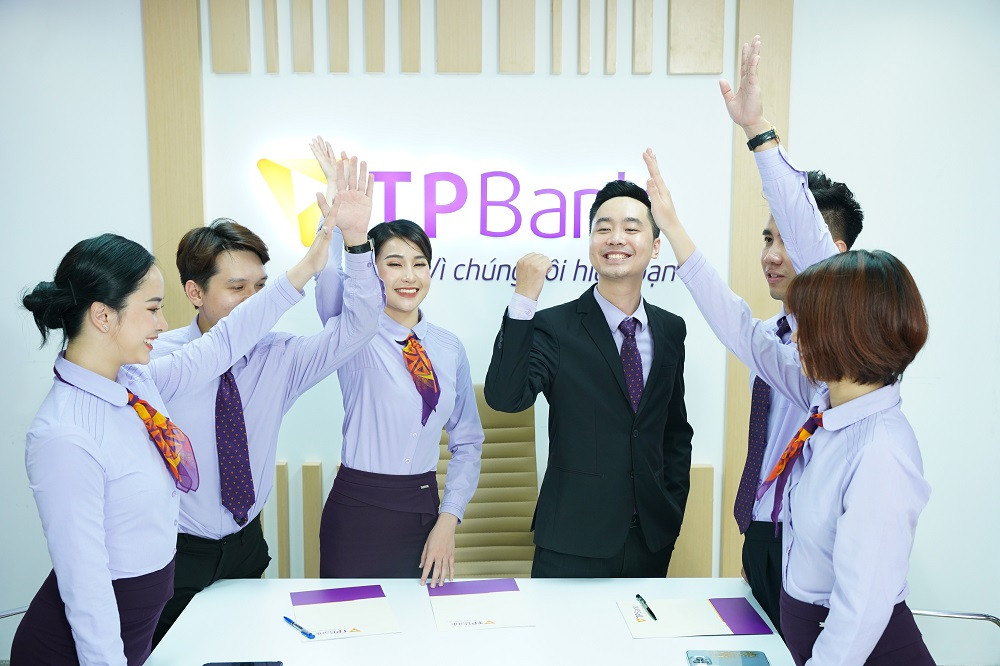 TPBank còn lan tỏa định hướng phát triển bên vững thông qua hàng loạt gói tín dụng xanh với tổng giá trị hàng nghìn tỷ đồng. 