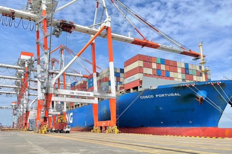 Trong khi doanh nghiệp cảng biển cho biết chi phí tăng cao do đó ủng hộ việc tăng giá sàn bốc dỡ container thì đã có những lo lắng từ doanh nghiệp chủ hàng.