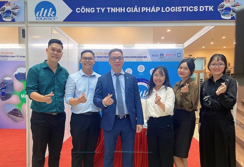 Công ty giải pháp logistics DTK