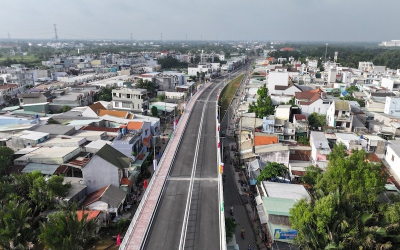 Ngày 8/9/20234, Cầu Long Kiểng chính thức thông xe sau 22 năm thực hiện với nhiều khó khăn, vướng mắc