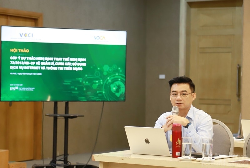 ông Vũ Tú Thành - Phó giám đốc Điều hành khu vực Hội đồng Kinh doanh Hoa Kỳ - ASEAN góp ý hoàn thiện Dự thảo