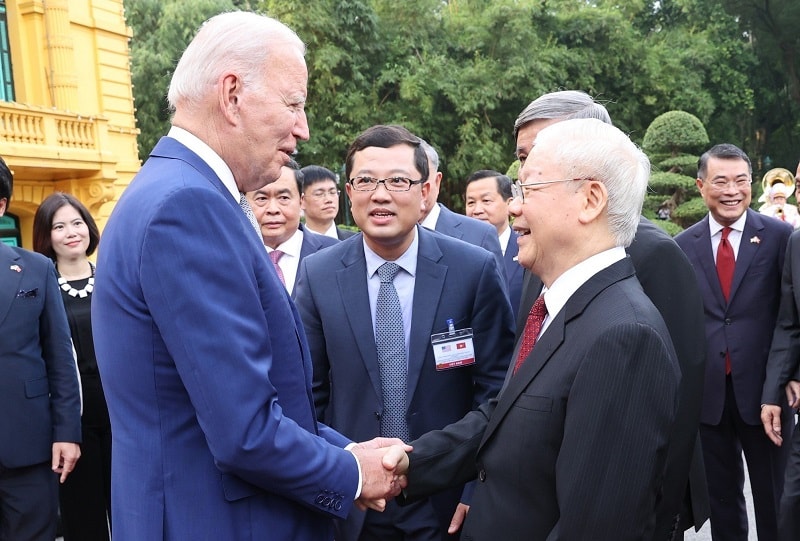 Tổng Bí thư Nguyễn Phú Trọng đón chính thức Tổng thống Joe Biden tại Phủ Chủ tịch 