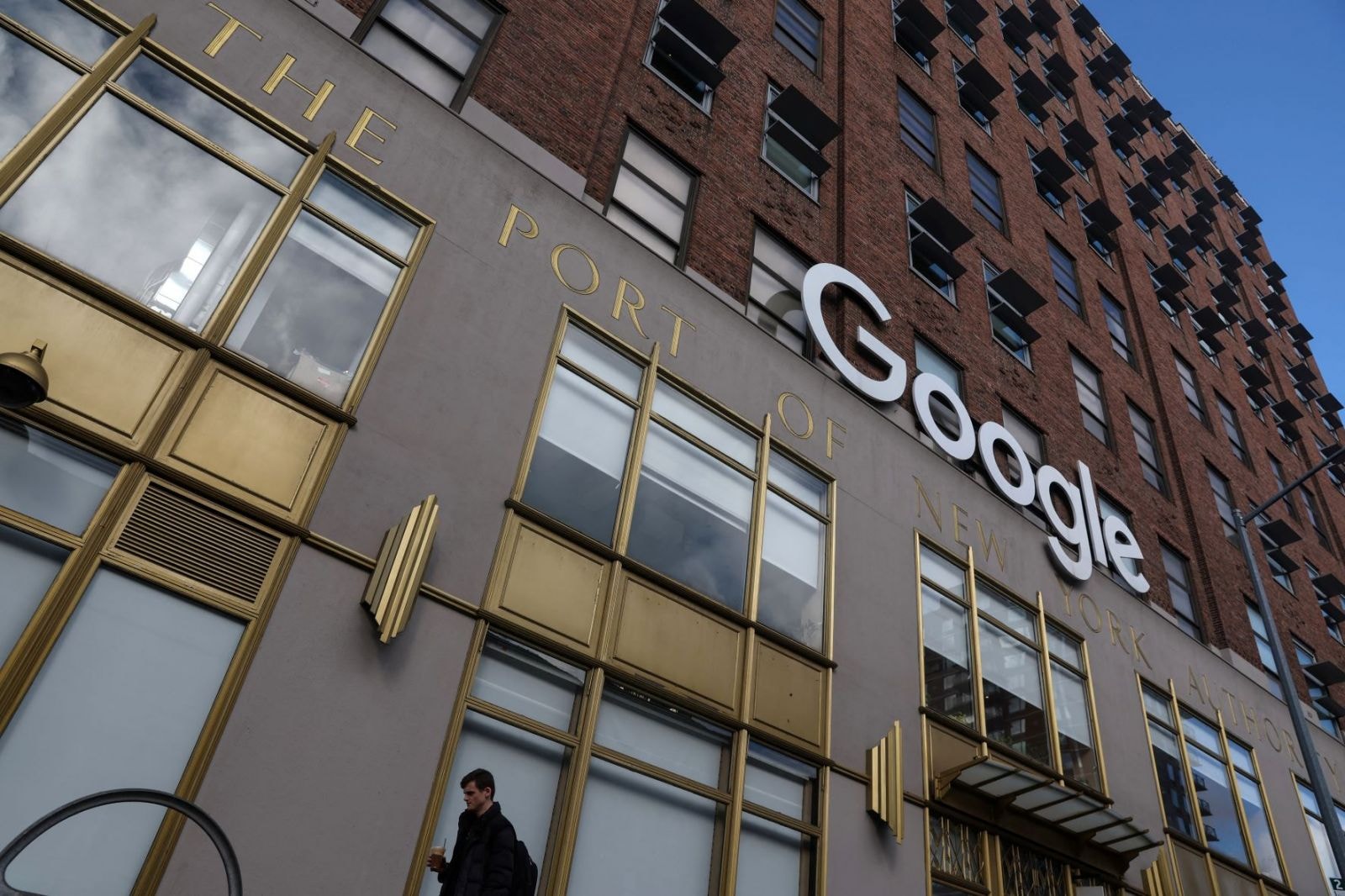 p/Văn phòng Google ở New York. Ảnh: REUTERS