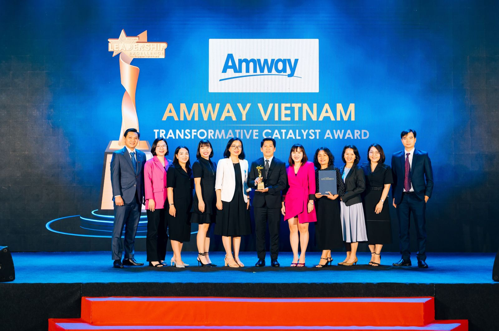  Amway Việt Nam vừa được tổ chức Anphabe vinh danh Đội ngũ Lãnh đạo đột phá.