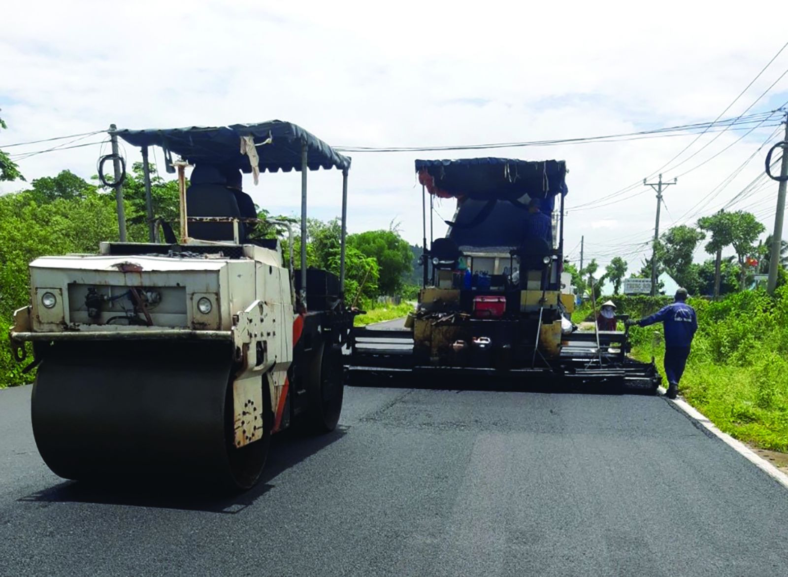  Do tăng giá vật tư, một số nhà thầu khó khăn về mặt tài chính, có thái độ thi công cầm chừng, đợi vật tư hạ nhiệt.