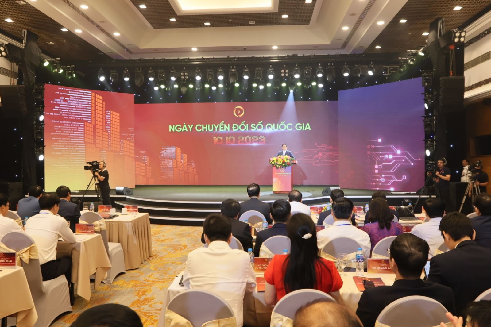 Toàn cảnh chương trình Ngày chuyển đổi số quốc gia diễn ra tại Hà Nội