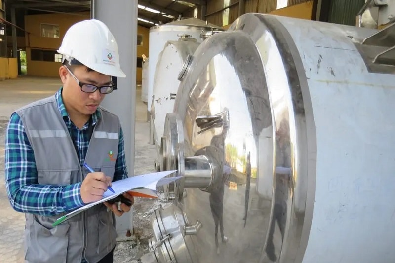 VCCI) vừa có văn bản trả lời Công văn số 498/GM-BTP của Bộ Tư pháp về việc đề nghị tham gia cuộc họp Hội đồng thẩm định Dự thảo Quyết định của Thủ tướng Chính phủ quy định hồ sơ, trình tự, thủ tục thực hiện giám định chất lượng và giá trị máy móc, thiết bị, dây chuyền công nghệ của dự án đầu tư - Ảnh minh họa: ITN
