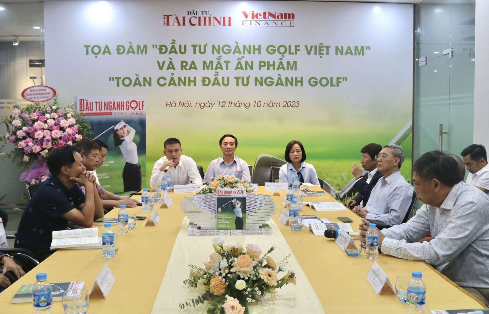 Tọa đàm “Đầu tư ngành golf Việt Nam” và ra mắt ấn phẩm “Toàn cảnh đầu tư ngành golf” do Tạp chí Đầu tư Tài chính – VietnamFinance tổ chức sáng 12/10 