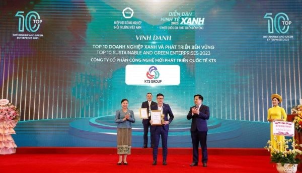 KTS Group vinh dự nhận giải thưởng top 10 doanh nghiệp xanh và phát triển bền vững 2023