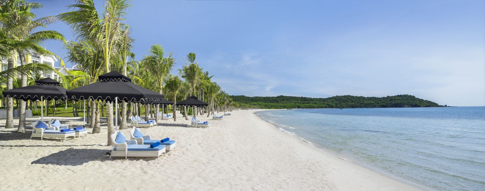 Khách Hàn thích Phú Quốc vì có nhiều resort và bãi biển sạch trong. Ảnh: JW Marriott Phu Quoc Emerald Bay Resort