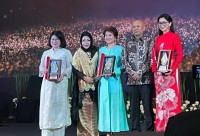 CEO IPPG Lê Hồng Thủy Tiên nhận giải thưởng AWEN AWARD 2023