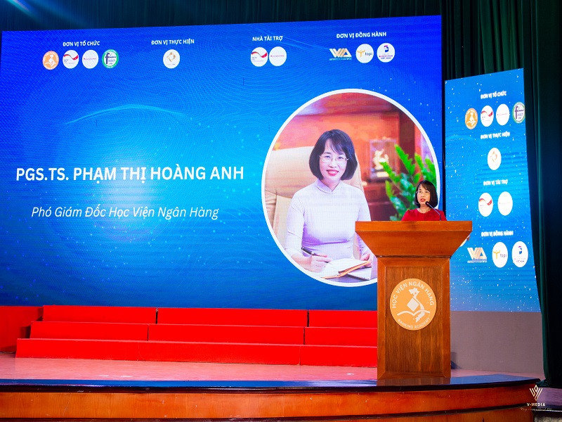 PGS.TS. Phạm Thị Hoàng Anh - Phó Giám đốc Học viện Ngân hàng 