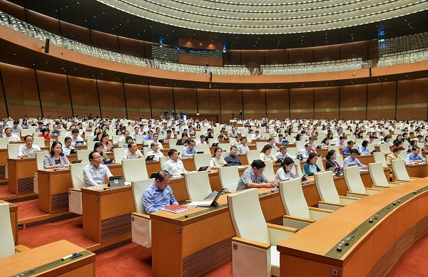 Toàn cảnh phiên họp.