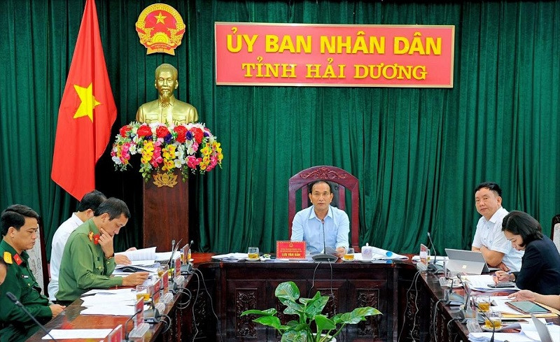 Ông Lưu Văn Bản - Phó Chủ tịch Thường trực UBND tỉnh vừa cơ bản thống nhất với phương án xây dựng 2 cầu ra khu Đảo Ngọc thuộc Dự án Khu thương mại, dịch vụ, văn hóa và đô thị mới phía tây TP Hải Dương