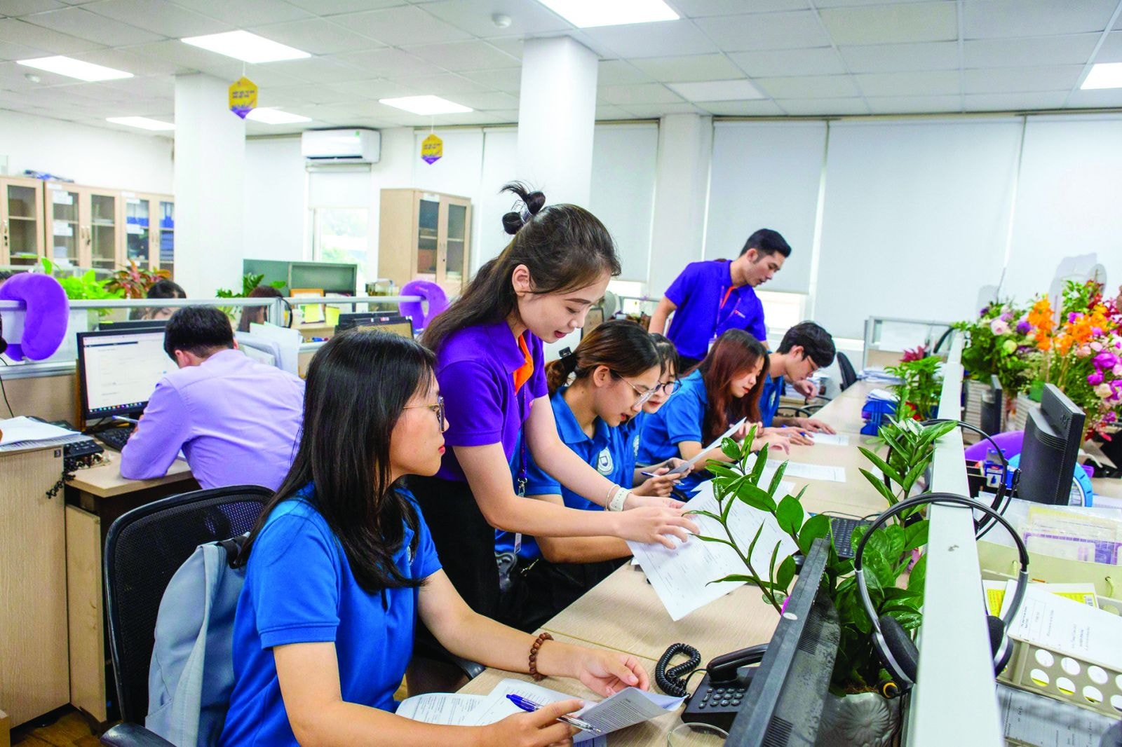  Sinh viên được hướng dẫn tận tình trong buổi học tập tại doanh nghiệp