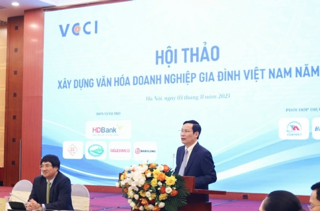 Xây dựng văn hóa Doanh nghiệp gia đình Việt Nam Xây dựng văn hóa Doanh nghiệp gia đình Việt Nam