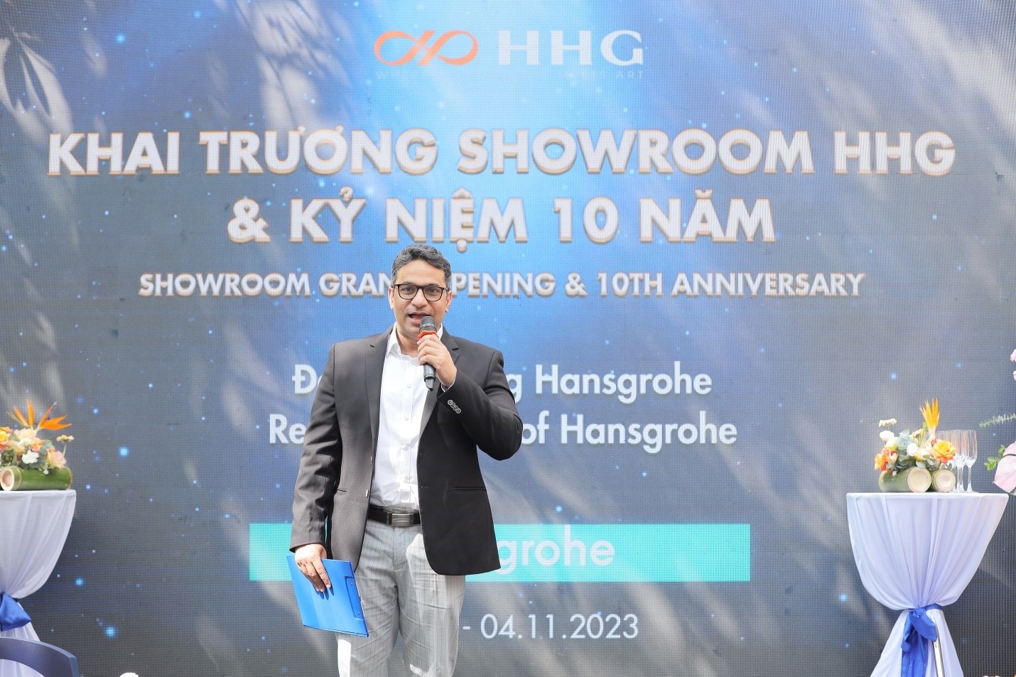 Đại diện tập đoàn Hansgrohe chia sẻ cảm nhận tại lễ khai trương showroon HHG