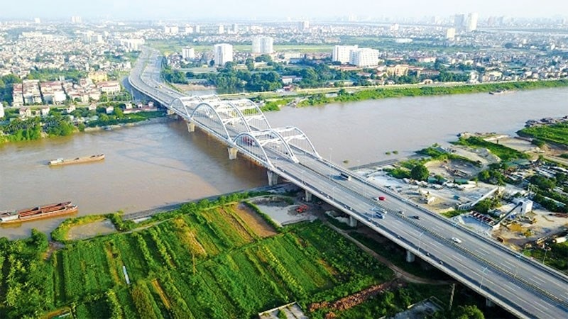Xây dựng mô hình thành phố trực thuộc Thủ đô tại khu vực phía Bắc (vùng Đông Anh, Mê Linh, Sóc Sơn) và phía Tây (vùng Hòa Lạc, Xuân Mai)