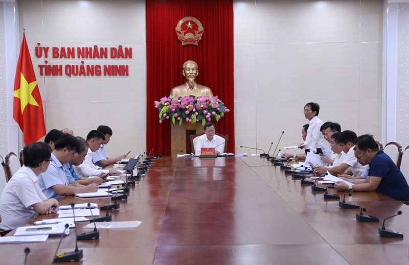 UBND tỉnh Quảng Ninh họp rà soát tiến độ triển khai các dự án nhà ở công nhân, nhà ở xã hội trên địa bàn (Ảnh: Báo Quảng Ninh)