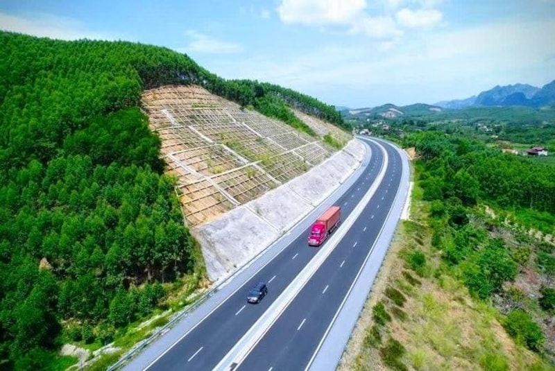 cao tốc Bắc - Nam phía Đông sẽ dài 2.153km, quy mô 4-10 làn xe (hiện quy hoạch 2.063km).