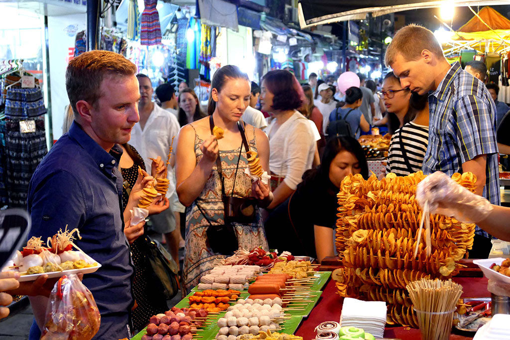 Tour trải nghiệm ẩm thực Việt Nam đang rất được khách quốc tế yêu thích săn đón