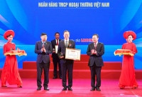 Vietcombank lần thứ tư liên tiếp được Bằng khen “Doanh nghiệp tiêu biểu vì người lao động”