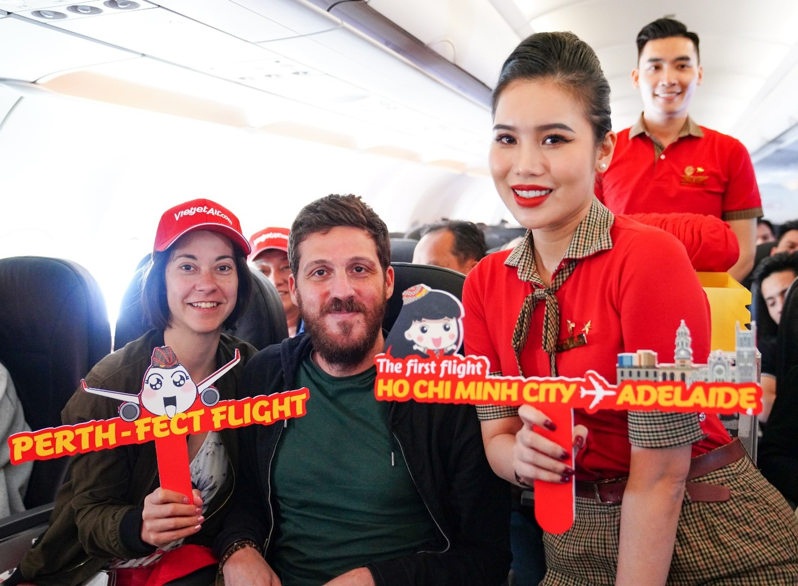 A3.1, A3.2, A3.3. Phi hành đoàn Vietjet trên hành trình kết nối Việt Nam với Perth, Adelaide