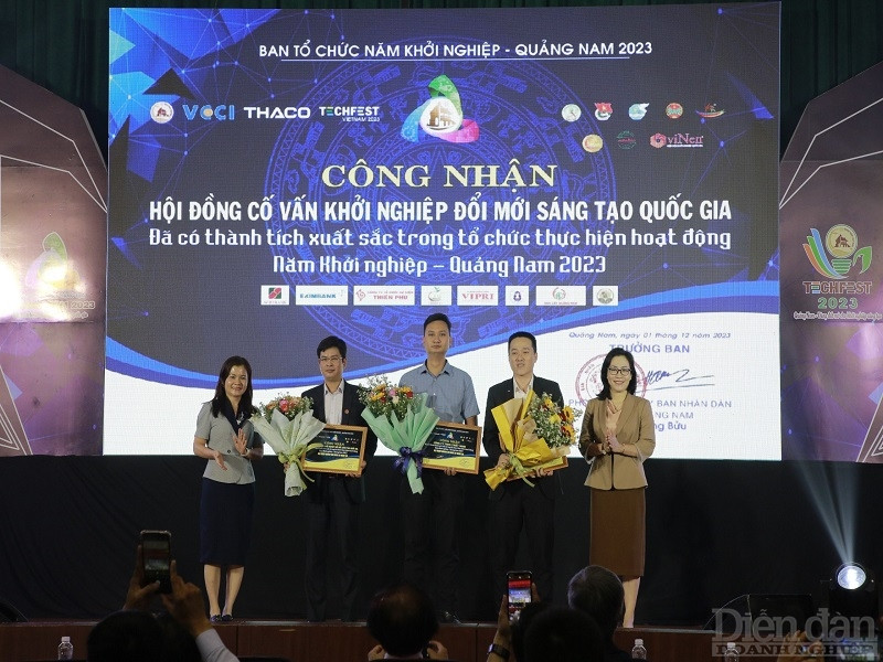 Tạp chí Diễn đàn Doanh nghiệp được UBND tỉnh Quảng Nam công nhận đã có thành tích xuất sắc trong tổ chức thực hiện các hoạt động Năm khởi nghiệp - Quảng Nam 2023.