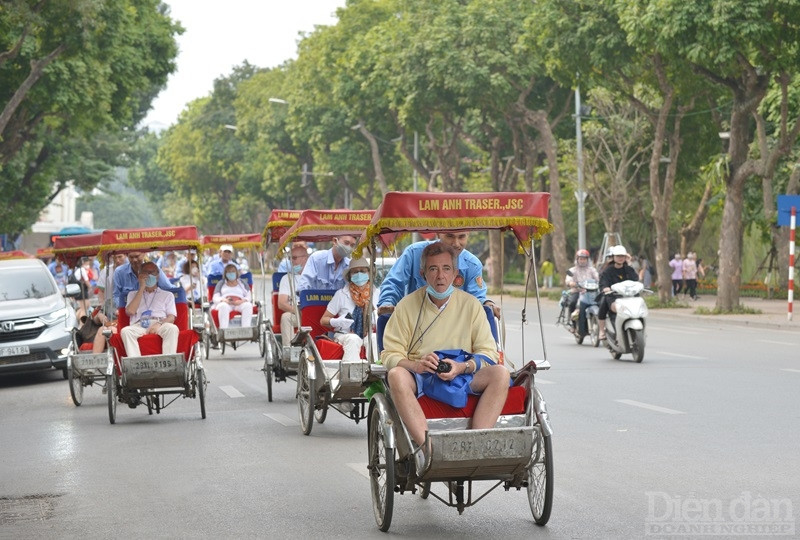 nhằm thể chế hóa Nghị quyết 15-NQ/TW của Bộ Chính trị về phương hướng và nhiệm vụ phát triển Thủ đô Hà Nội, đến năm 2030, tầm nhìn đến năm 2045, Dự thảo Luật Thủ đô (sửa đổi) đã bám sát 9 nhóm nội dung chính sách được Chính phủ thông qua - Ảnh minh họa