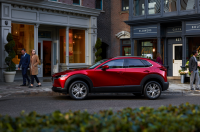 Mazda CX-30 ưu đãi giá mới tương đương 50% lệ phí trước bạ