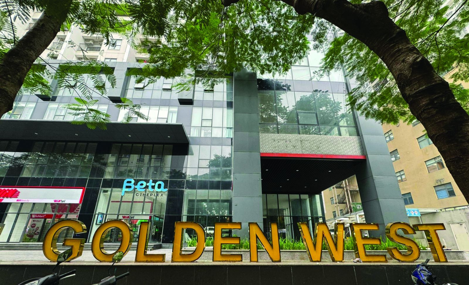  Chủ đầu tư dự án chung cư Golden West chậm làm thủ tục cấp sổ hồng dù dự án đã được bàn giao nhiều năm. Ảnh: Khánh Linh