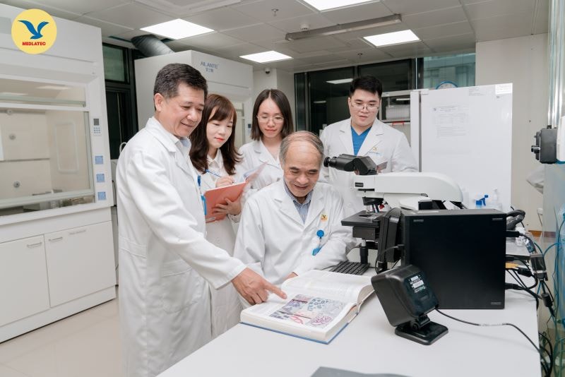 Chuyên gia đầu ngành hội chẩn chuyên môn tại Hệ thống Y tế MEDLATEC