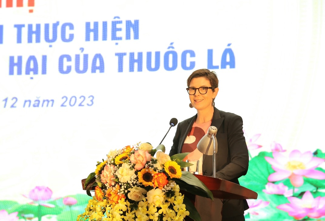 TS Angela Pratt, Trưởng đại diện Tổ chức Y tế Thế giới tại Việt Nam