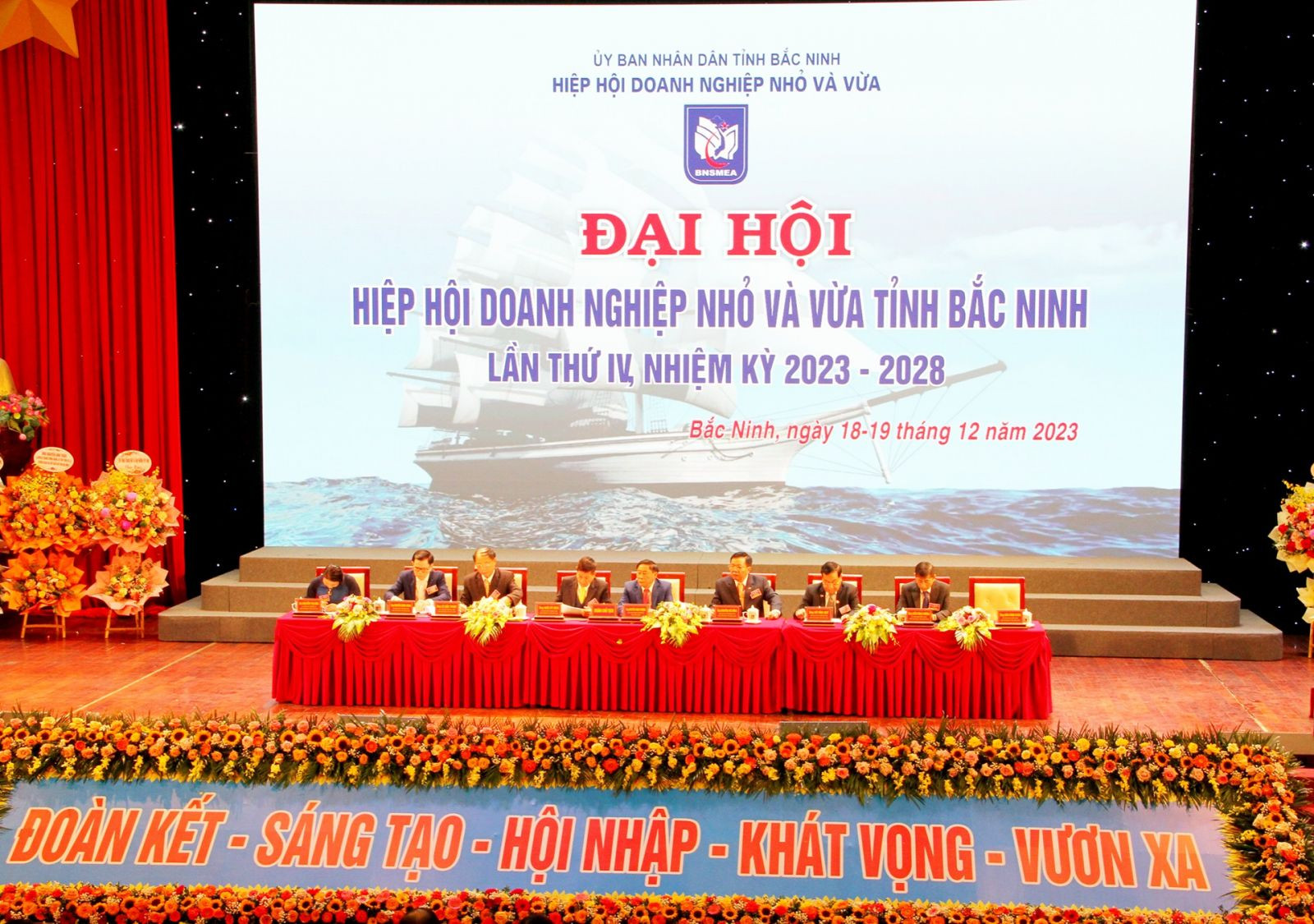 Toàn cảnh đại hội Hiệp hội doanh nghiệp nhỏ và vừa tỉnh Bắc Ninh lần thứ IV, nhiệm kỳ 2023-2028