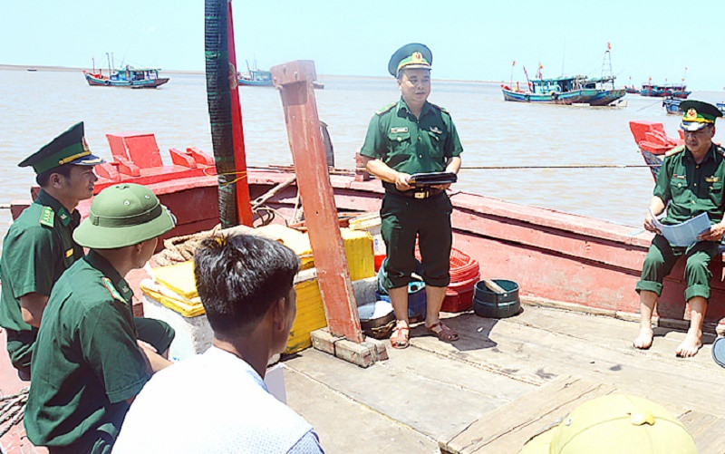 Thời gian qua, các cơ quan chức năng của tỉnh đã quyết liệt chống buôn lậu, gian lận thương mại trên tuyến biên giới biển để bảo vệ lợi ích của doanh nghiệp, quyền lợi người tiêu dùng, ổn định thị trường, phát triển KT-XH (Ảnh minh họa)