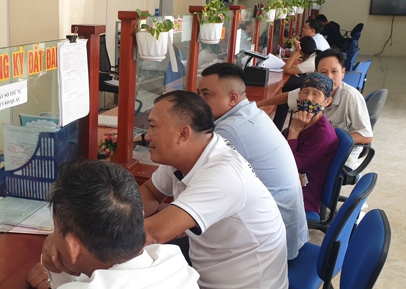 Sự vào cuộc tích cực của cả hệ thống chính trị, đặc biệt là người đứng đầu và hành động đồng bộ ở các cơ quan, đơn vị, địa phương, sự tham gia tích cực của các tổ chức, doanh nghiệp, người dân là yêu tố quan trọng đảm bảo sự thành công của Chuyển đổi số