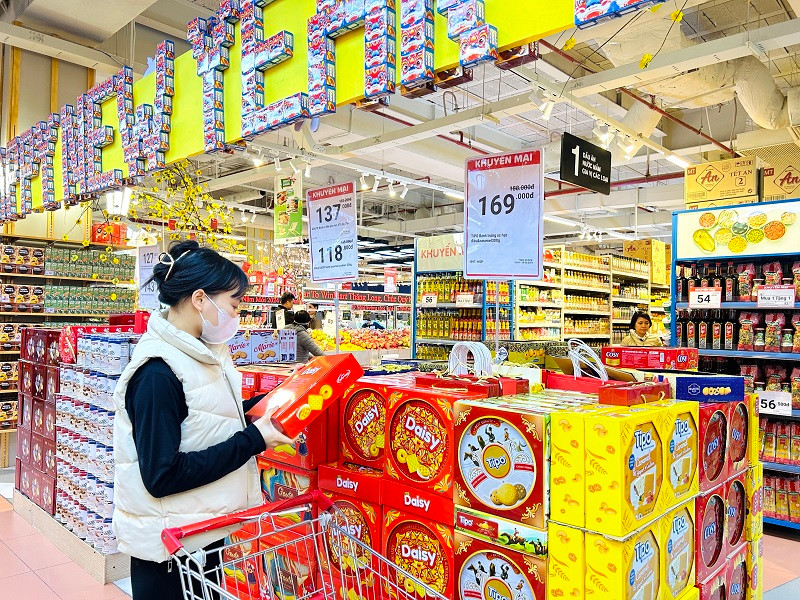 Hệ thống WinMart_WinMart+_WIN hiện đã trưng bày đa dạng sản phẩm phiên bản Tết