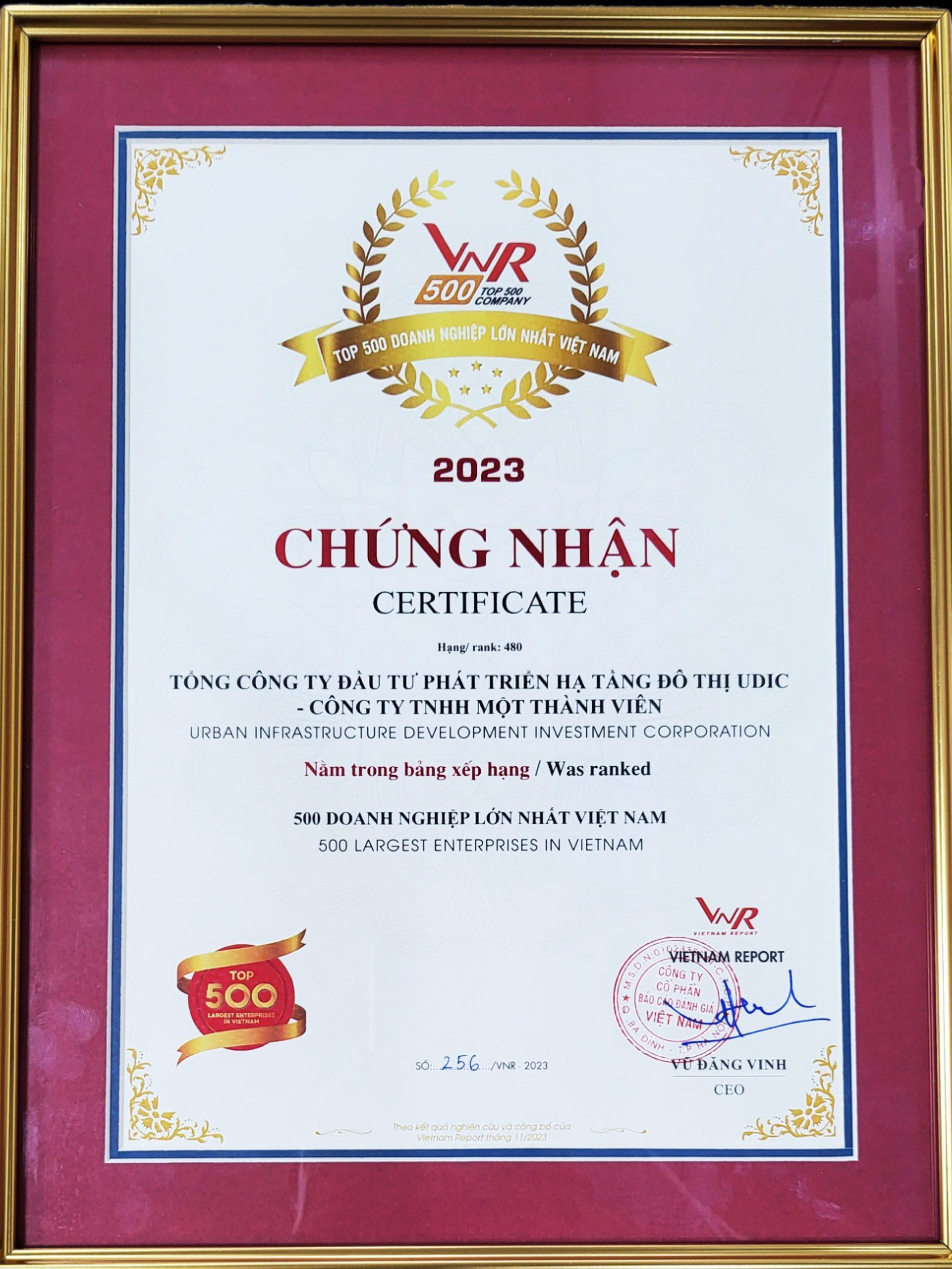 Giấy chứng nhận Top 500 Doanh nghiệp lớn nhất Việt Nam năm 2023