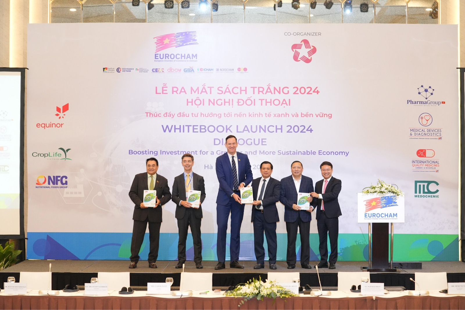 EuroCham Việt Nam ra mắt Sách trắng 2024 về triển vọng kinh doanh tại Việt Nam