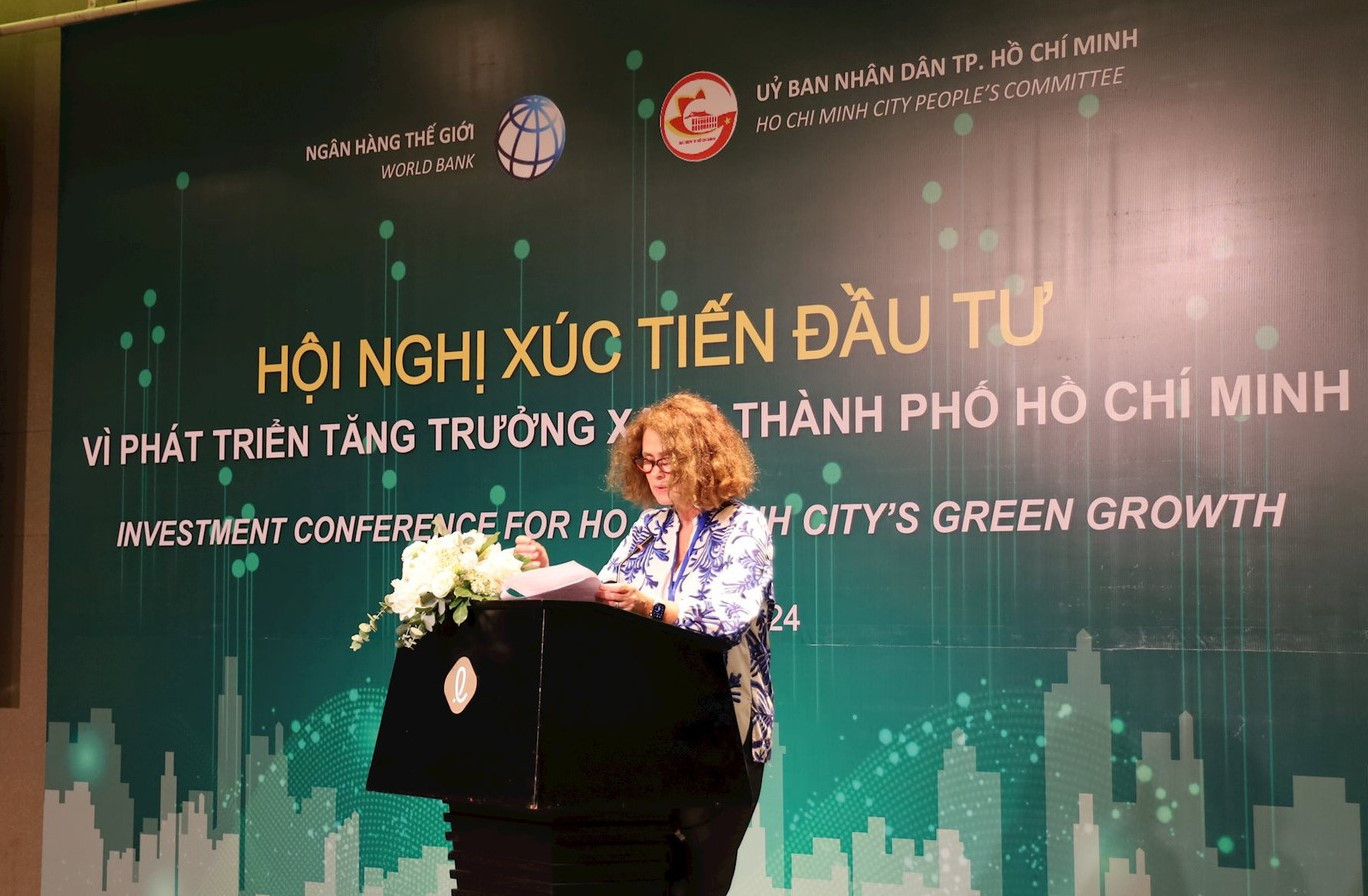 Bà Carolyn Turk - Giám đốc quốc gia World Bank tại Việt Nam phát biểu tại Hội nghị.