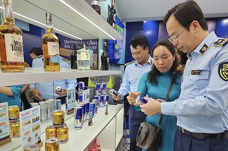 Hàng gian, hàng giả vẫn là bức bối của thị trường hiện nay - Ảnh minh họa: ITN