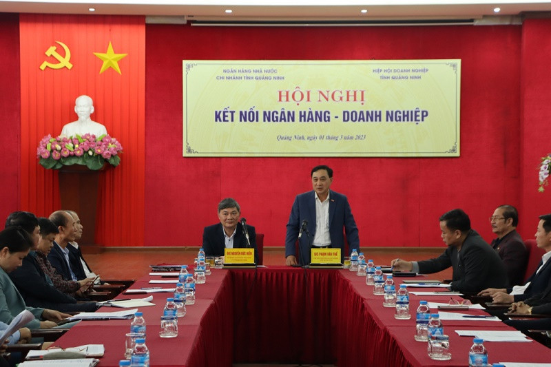 Ngân hàng Nhà nước - Chi nhánh Quảng Ninh phối hợp với Hiệp hội Doanh nghiệp tỉnh tổ chức Hội nghị kết nối Ngân hàng - Doanh nghiệp nhằm tháo gỡ khó khăn vướng mắc, hỗ trợ kịp thời doanh nghiệp trong hoạt động tín dụng (Ảnh: Báo Quảng Ninh)