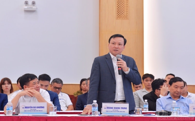 ông Hoàng Quang Trung - Chủ tịch HĐTV Công ty TNHH đầu tư và xây dựng Trung Thành, cho rằng: Để trở thành các nhà đầu tư “kiên định”, “bắc cầu” hay “tiềm năng” thì bản thân các nhà đầu tư như chúng tôi cũng phải khẳng định được năng lực của chính mình. 
