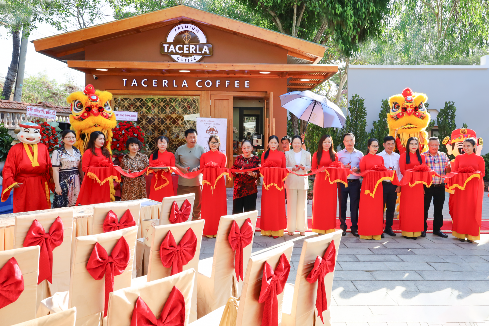 Chỉ sau 1 tuần khai trương, TACERLA COFFEE đã nhận chứng nhận ISO 22000:2018